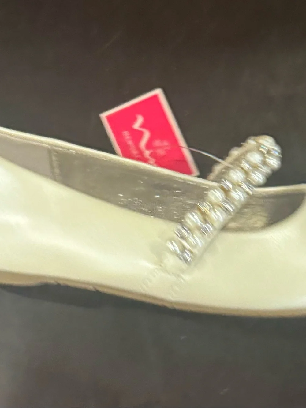 Girls dress shoe in bone